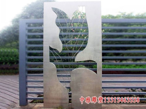 不銹鋼商業(yè)街彩繪大樹造型雕塑 桂林白鋼彩繪雕塑制作廠家